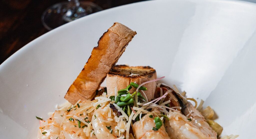 garlic shrimp pasta 1024x559