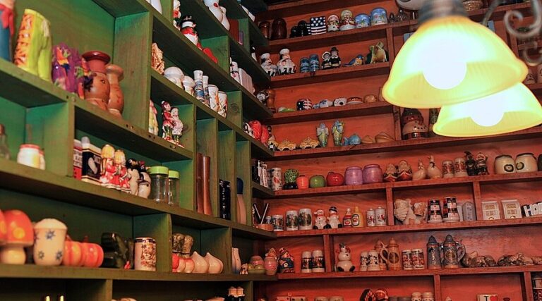 salt pepper shakers 768x427