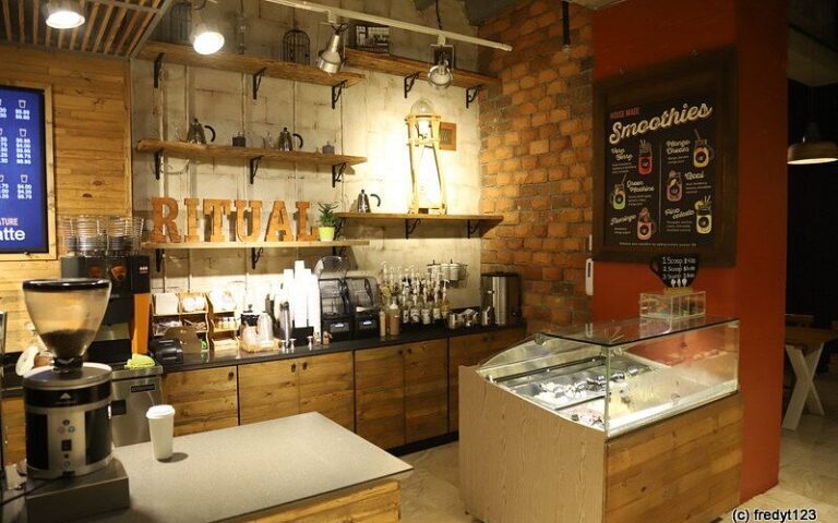 another view 768x480