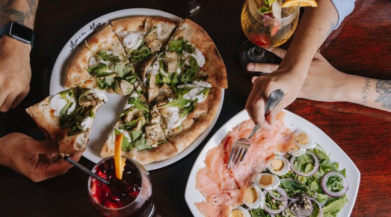 pizza and smoked salmon 768x427