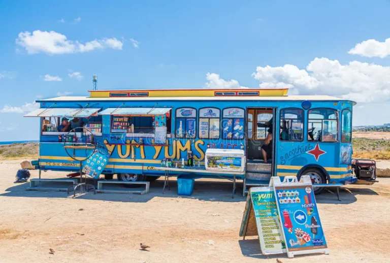 yum yums food truck orenjastad aruba february being south hurricane belt constant breeze temperatures little 153322680 768x518