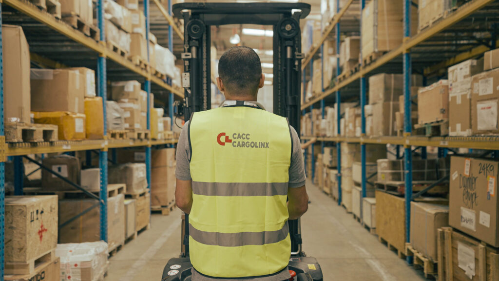 A002C021 240927ST.MP4.10 19 55 39.Still001 2560x1440 1 1024x576