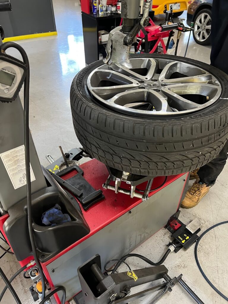 Leader Tyre Auto fd778b461cbbc7e531c147c07149ba0f 768x1024