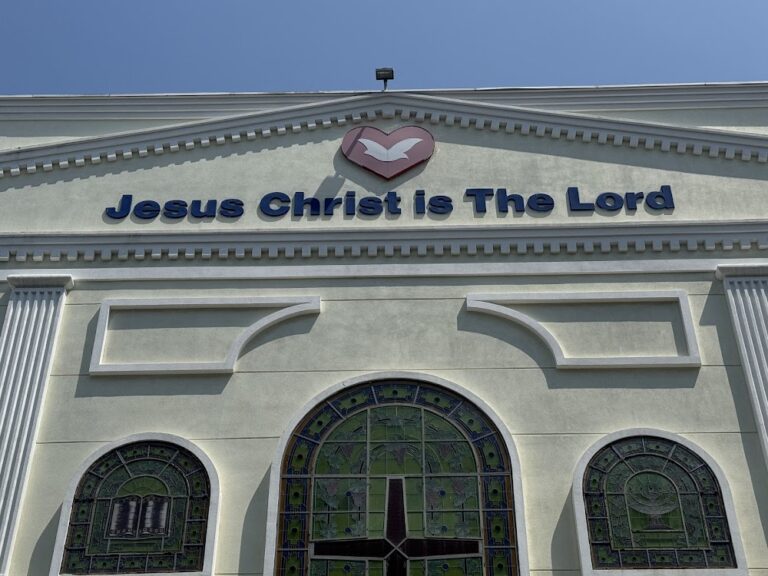 The Universal Church 1929707a955f4b9ce842e95aa5d6cf58 768x576