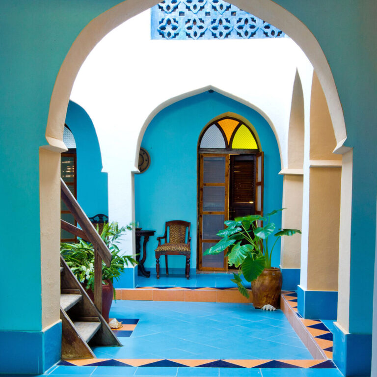 Villa Bahati courtyard 1024x1024 1 768x768