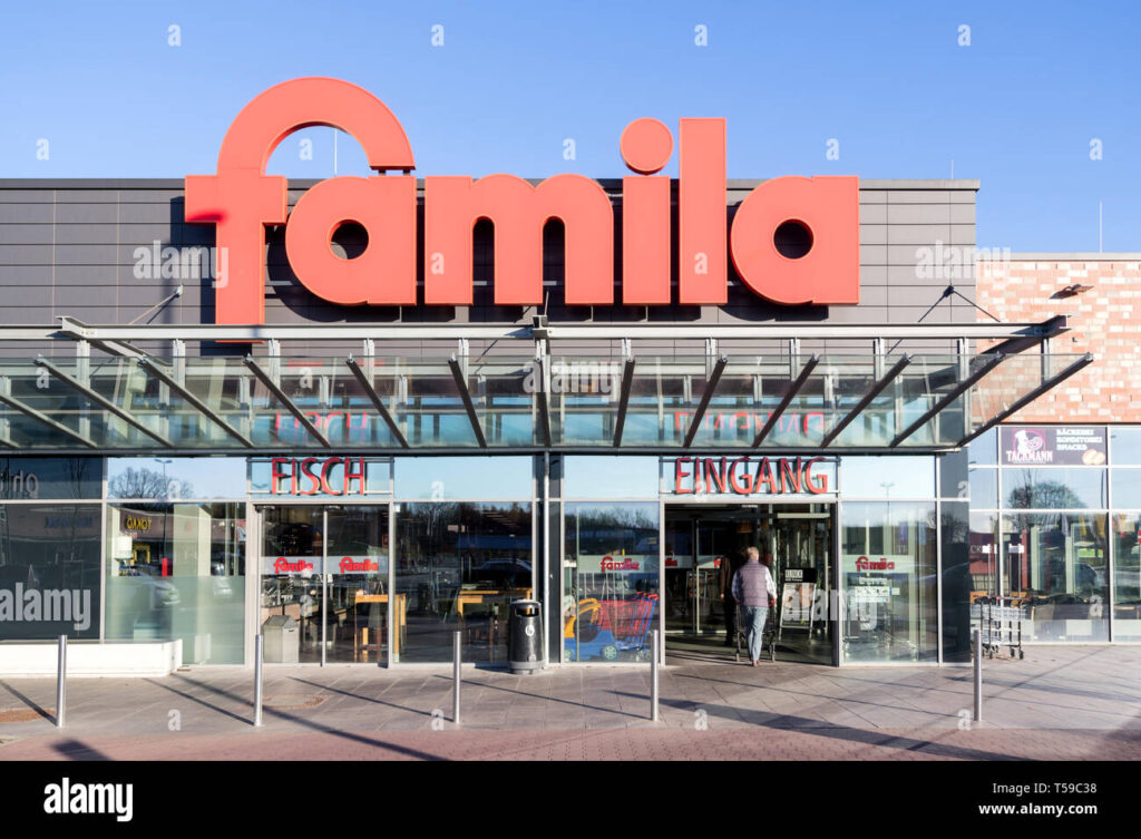 famila supermarket in kaltenkirchen famila is a retail company with over 80 hypermarkets in germany and has been on the market for over 40 years T59C38 1 1024x753