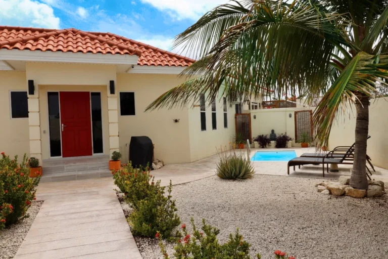 villa cover 1200 768x512