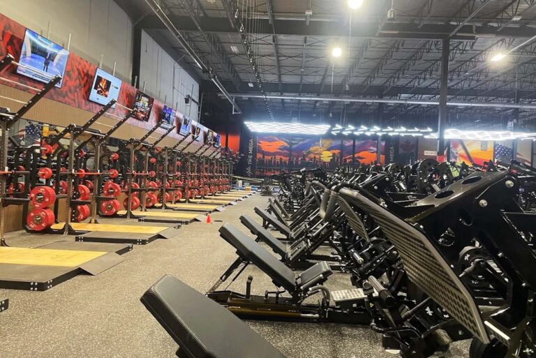 Banner Warehouse Gym Culture in India The Rise of Raw Fitness Spaces  768x513