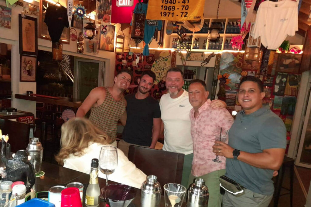 Shaker Cocktail Shake Pearl Aruba Condos 1024x683