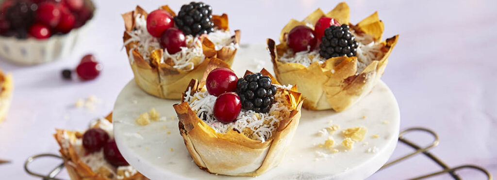 Snowy Mince Pie 1240x450 1024x372