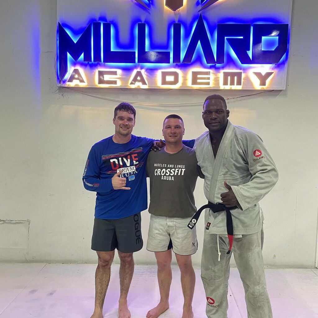 caption 30 1024x1024