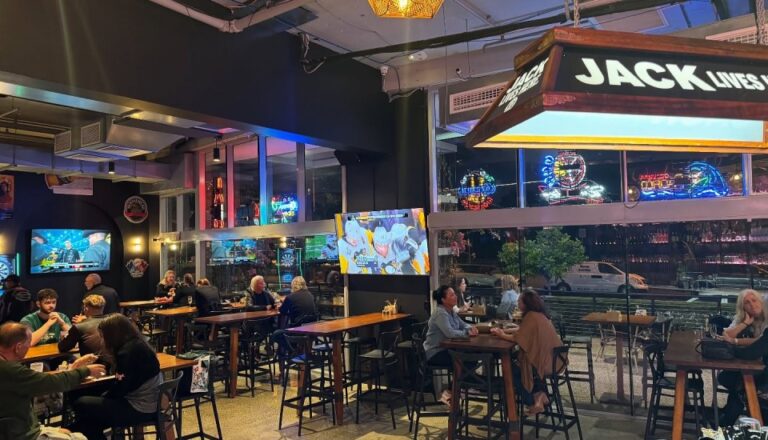 carolinas bar and grill southport 768x440