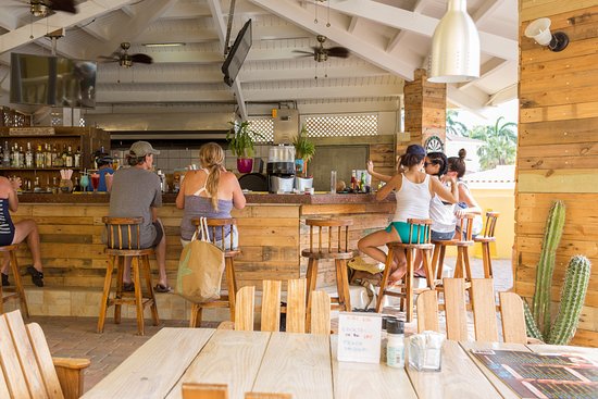 Kini Kini Pool Bar Featured image