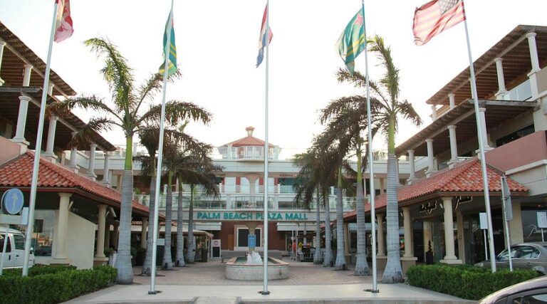 palm beach plaza mall 1 768x427