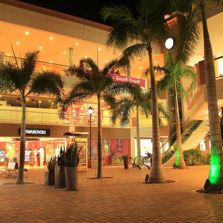palm beach plaza mall 2 768x768