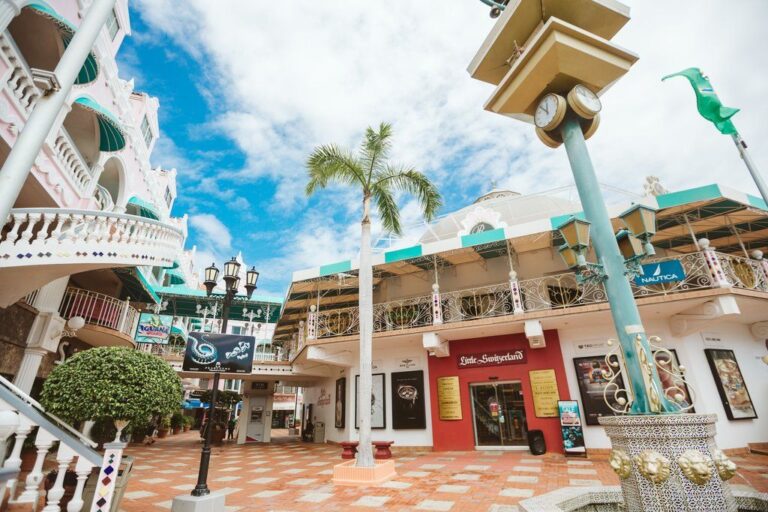 photo by aruba tourism authority ata royal plaza mall shopping blog visitaruba 1 768x512