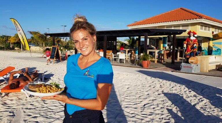 service on the beach 768x427