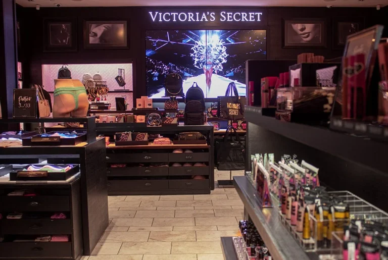 stores aruba victorias secret palm beach plaza 2020 optimized 768x515